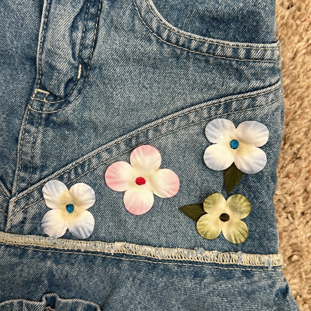 GIRLS Mary Kate and Ashley floral Jean skirt size 2T - Picture 7 of 7
